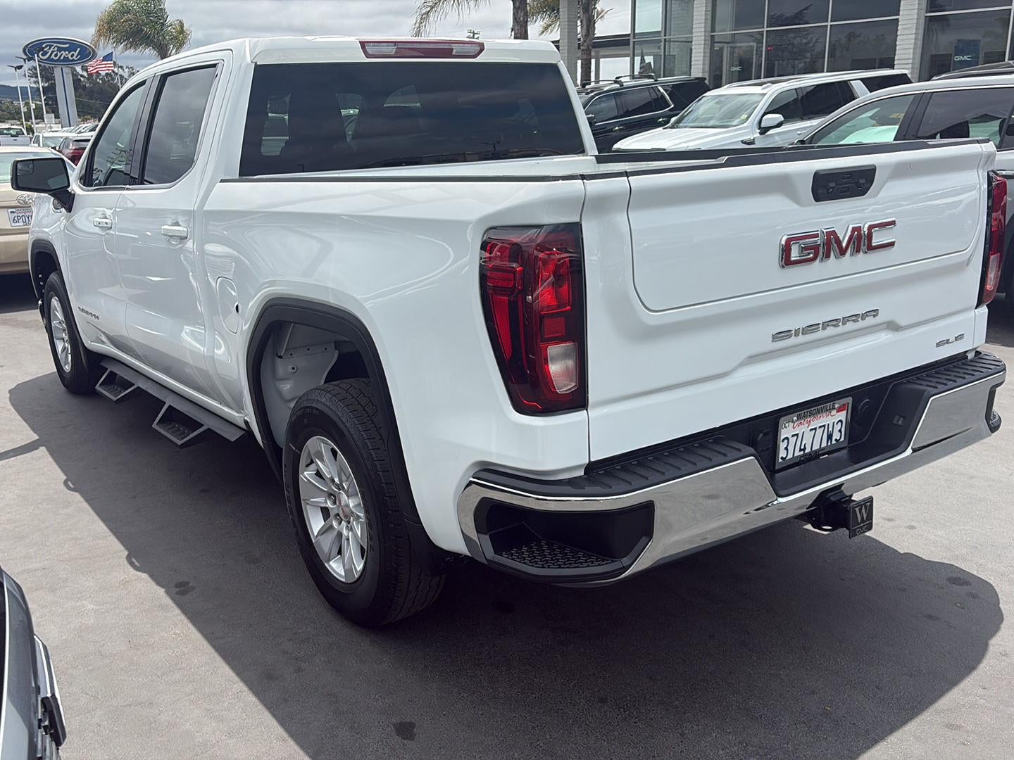 2023 GMC Sierra 1500 SLE