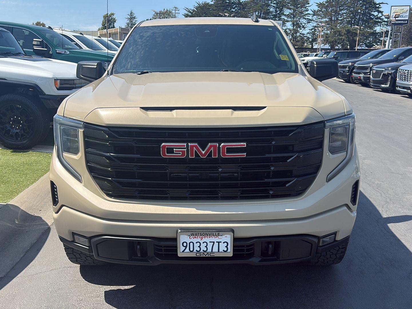 2023 GMC Sierra 1500 Elevation