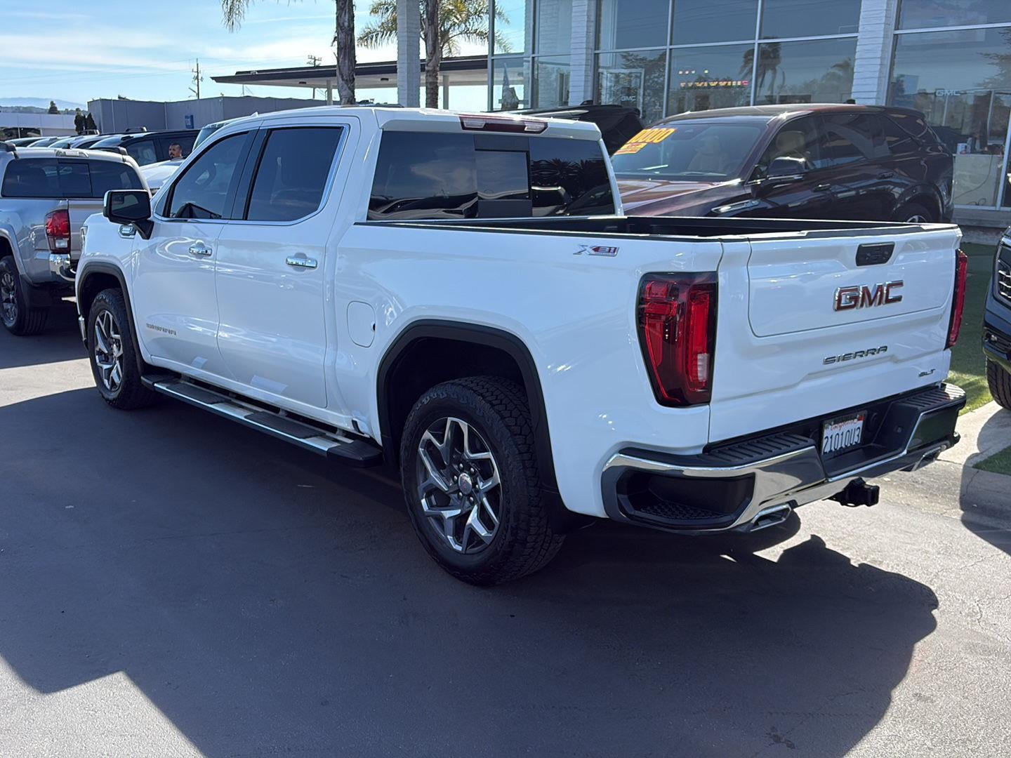 2023 GMC Sierra 1500 SLT