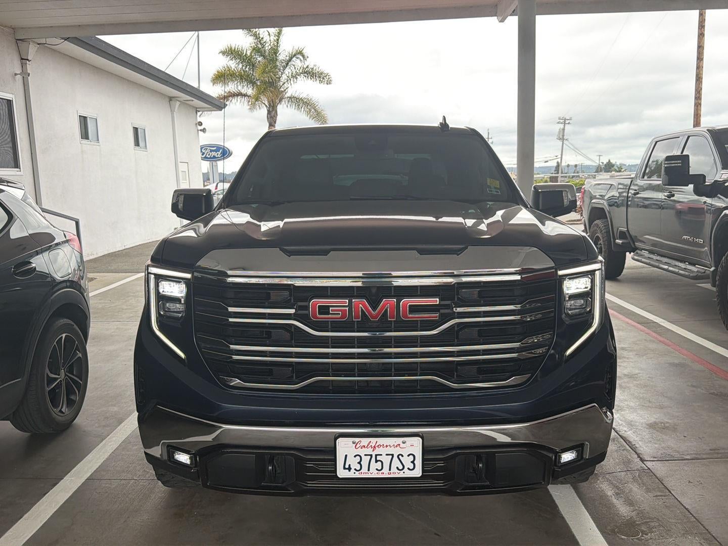 2023 GMC Sierra 1500 SLT