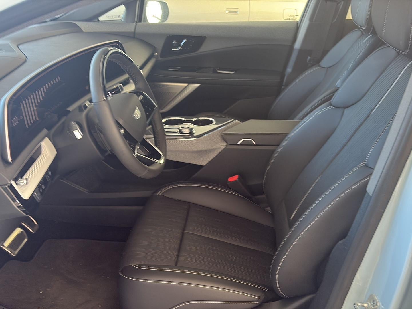 2025 Cadillac OPTIQ Sport 2