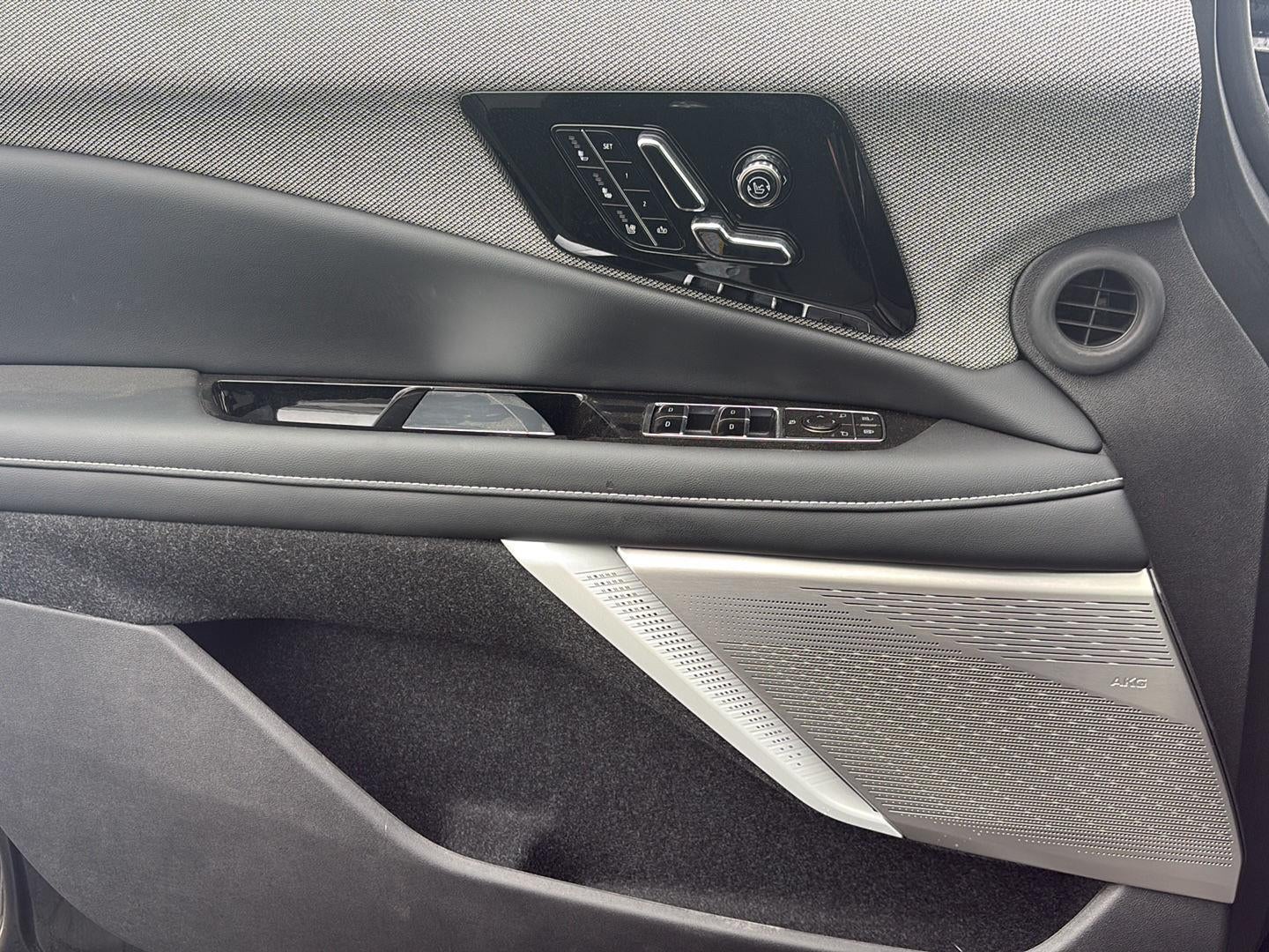 2025 Cadillac OPTIQ Sport 2