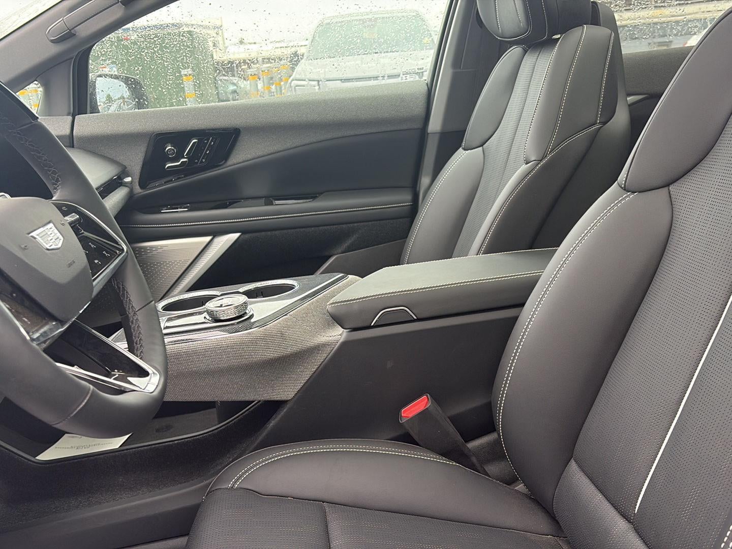 2025 Cadillac OPTIQ Sport 2