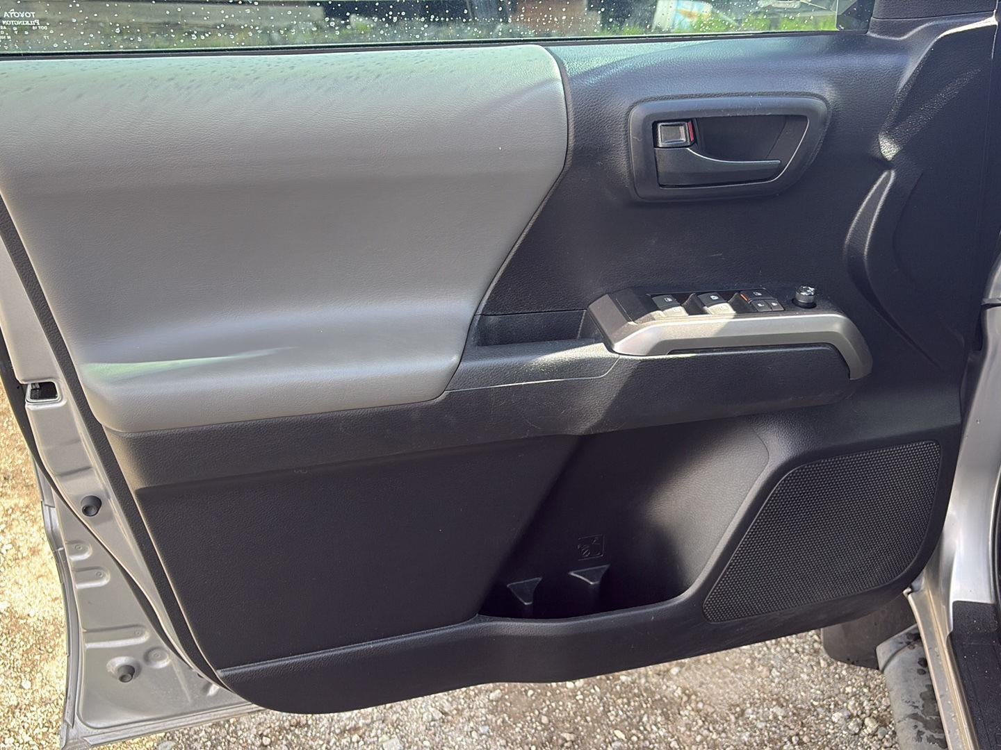 2021 Toyota Tacoma 2WD SR5