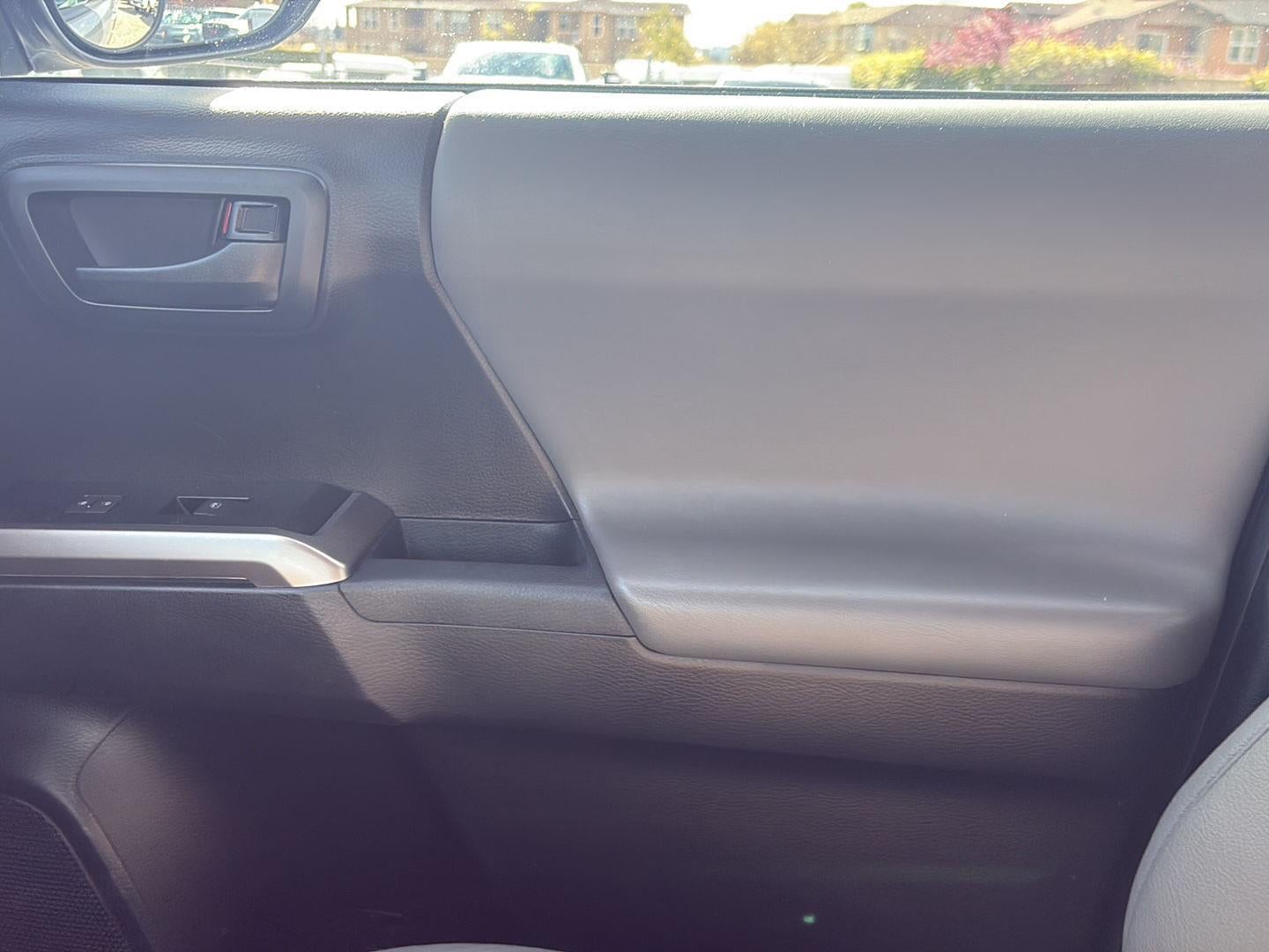 2021 Toyota Tacoma 2WD SR5