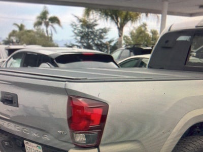 2018 Toyota Tacoma SR