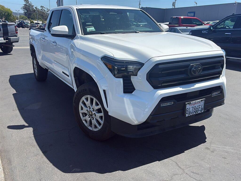 2025 Toyota Tacoma SR5
