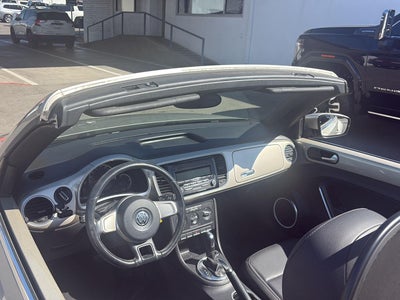 2013 Volkswagen Beetle Convertible 2.5L