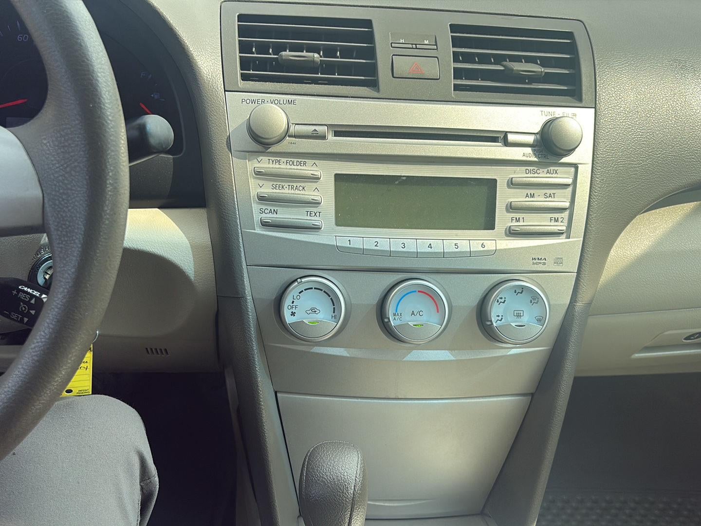2011 Toyota Camry LE