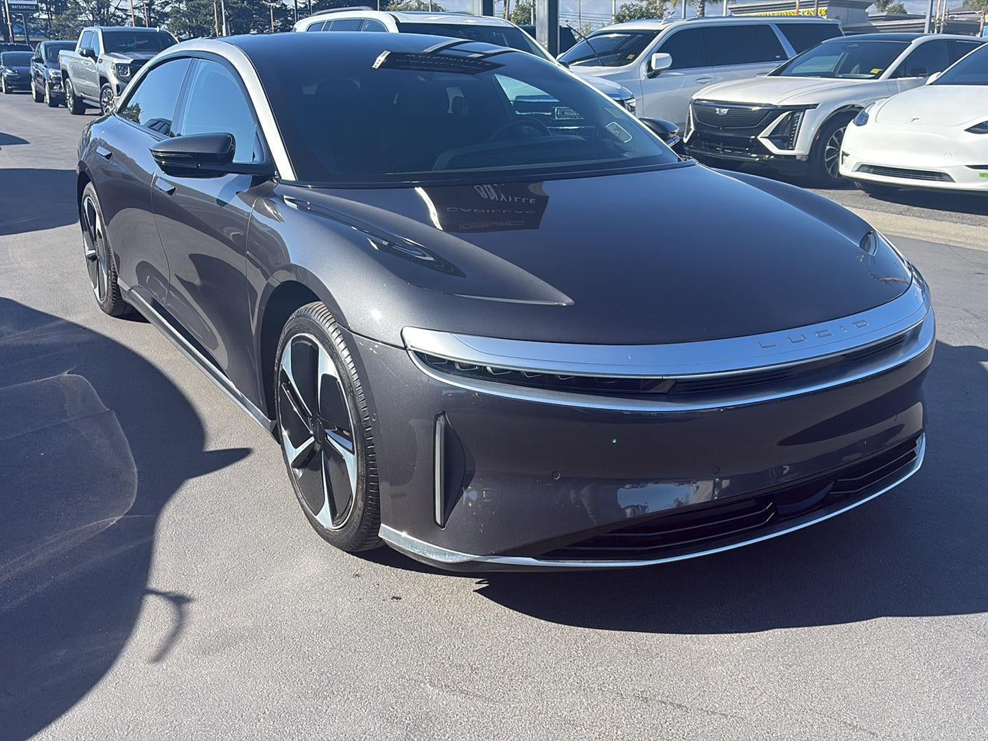 2024 Lucid Air Touring's photo
