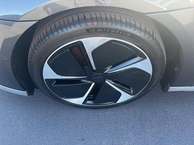 2024 LUCID Air Touring