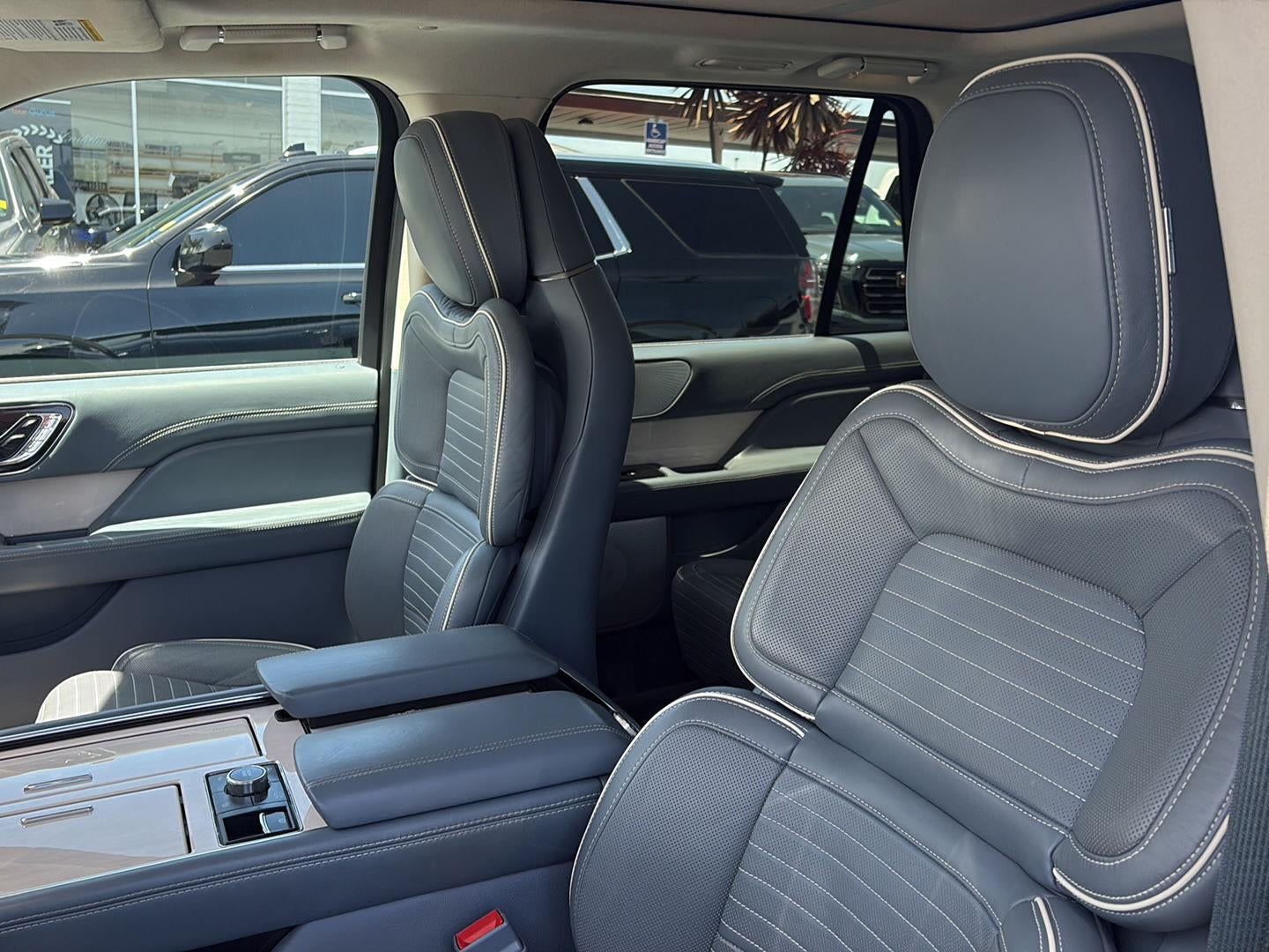 2020 Lincoln Navigator Black Label