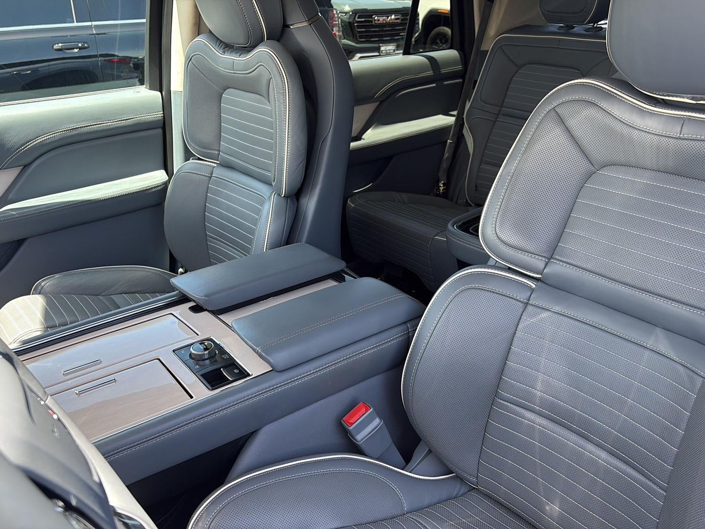 2020 Lincoln Navigator Black Label