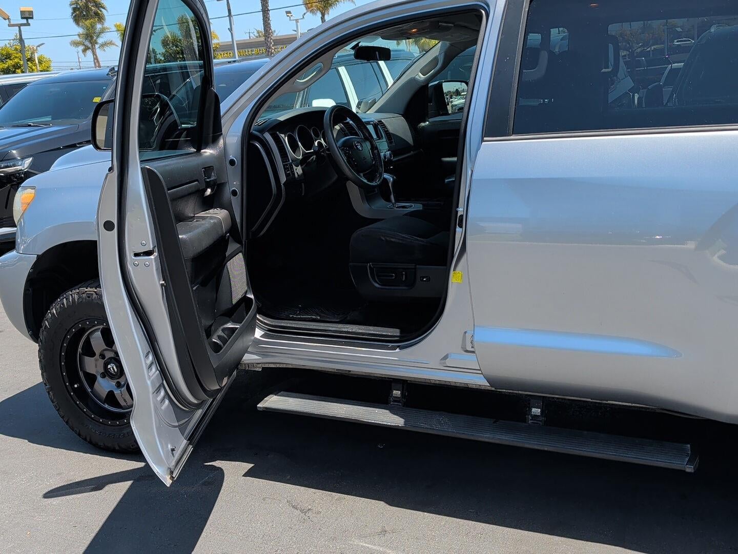 2013 Toyota Sequoia SR5 5.7L V8