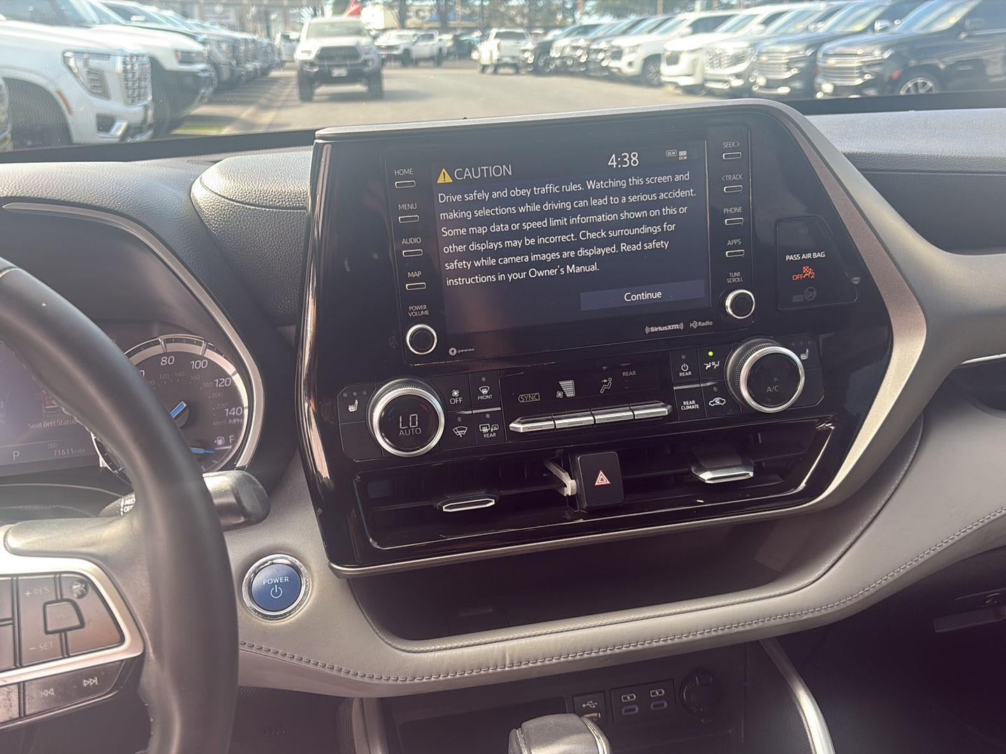 2022 Toyota Highlander Hybrid XLE