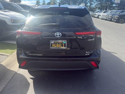 2022 Toyota Highlander Hybrid XLE