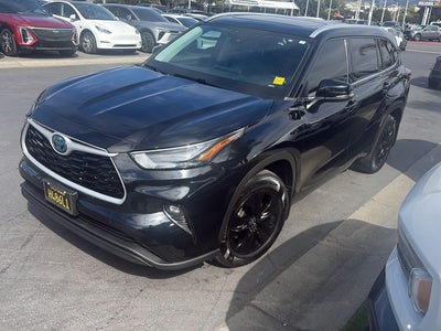2022 Toyota Highlander Hybrid XLE