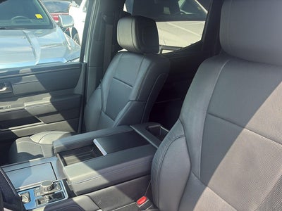 2026 Toyota Tundra Hybrid Platinum Hybrid CrewMax 5.5' Bed