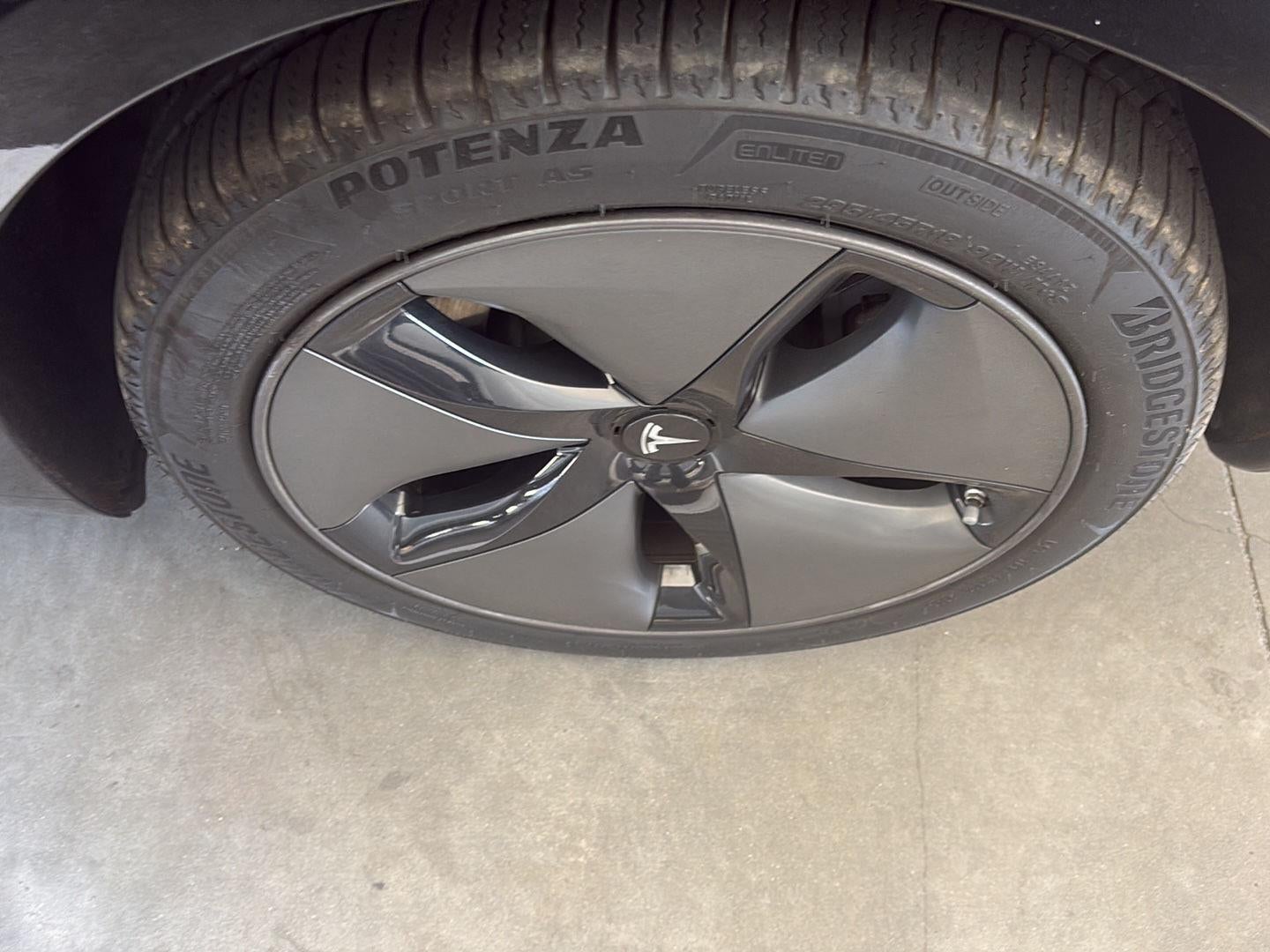 2019 Tesla Model 3 Mid Range