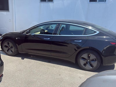 2019 Tesla Model 3 Mid Range