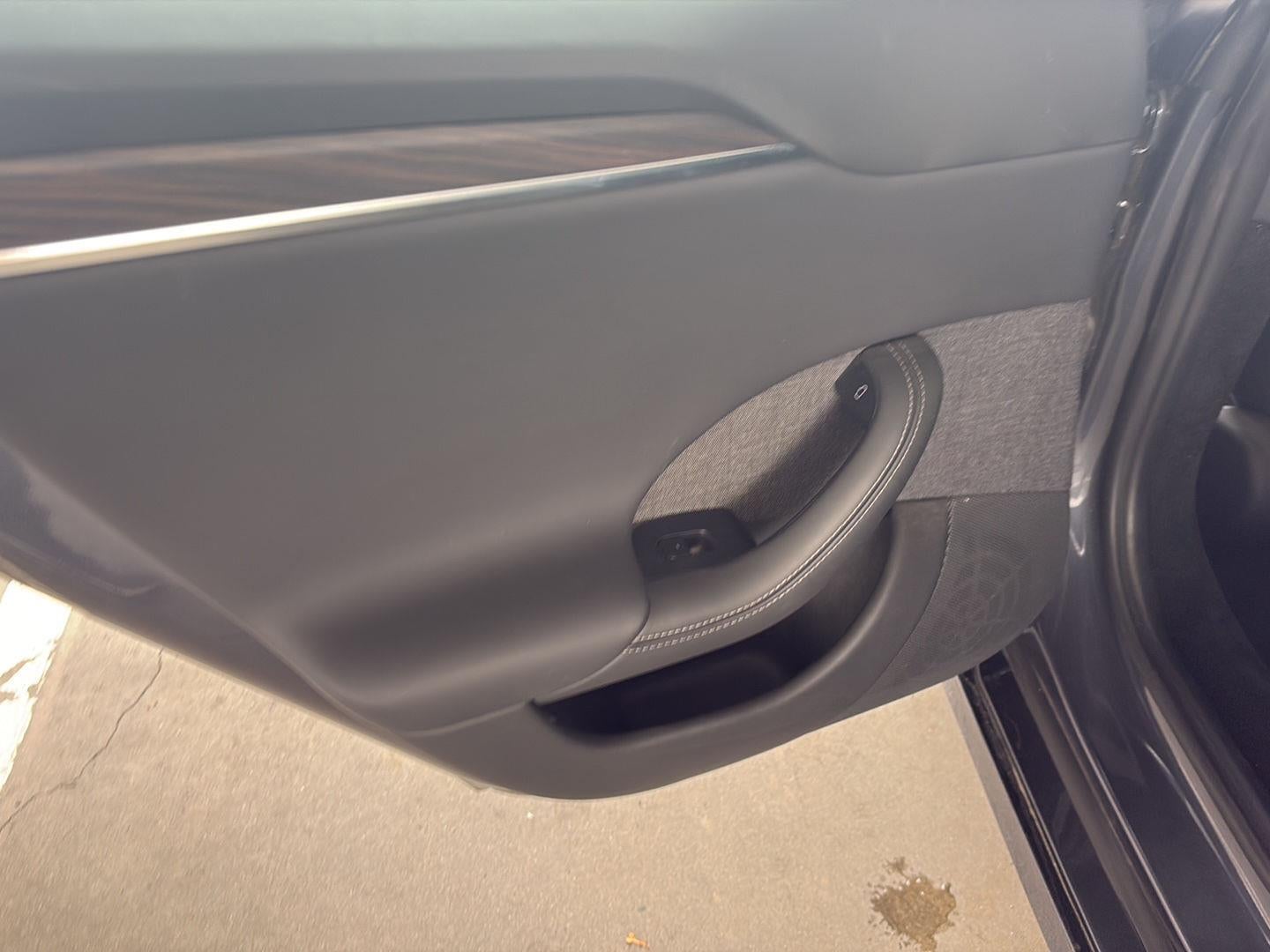 2023 Tesla Model S Base