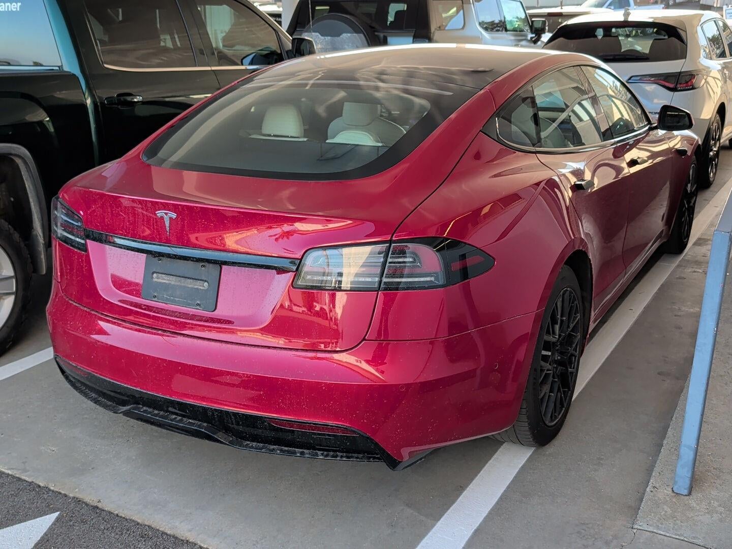2022 Tesla Model S Base