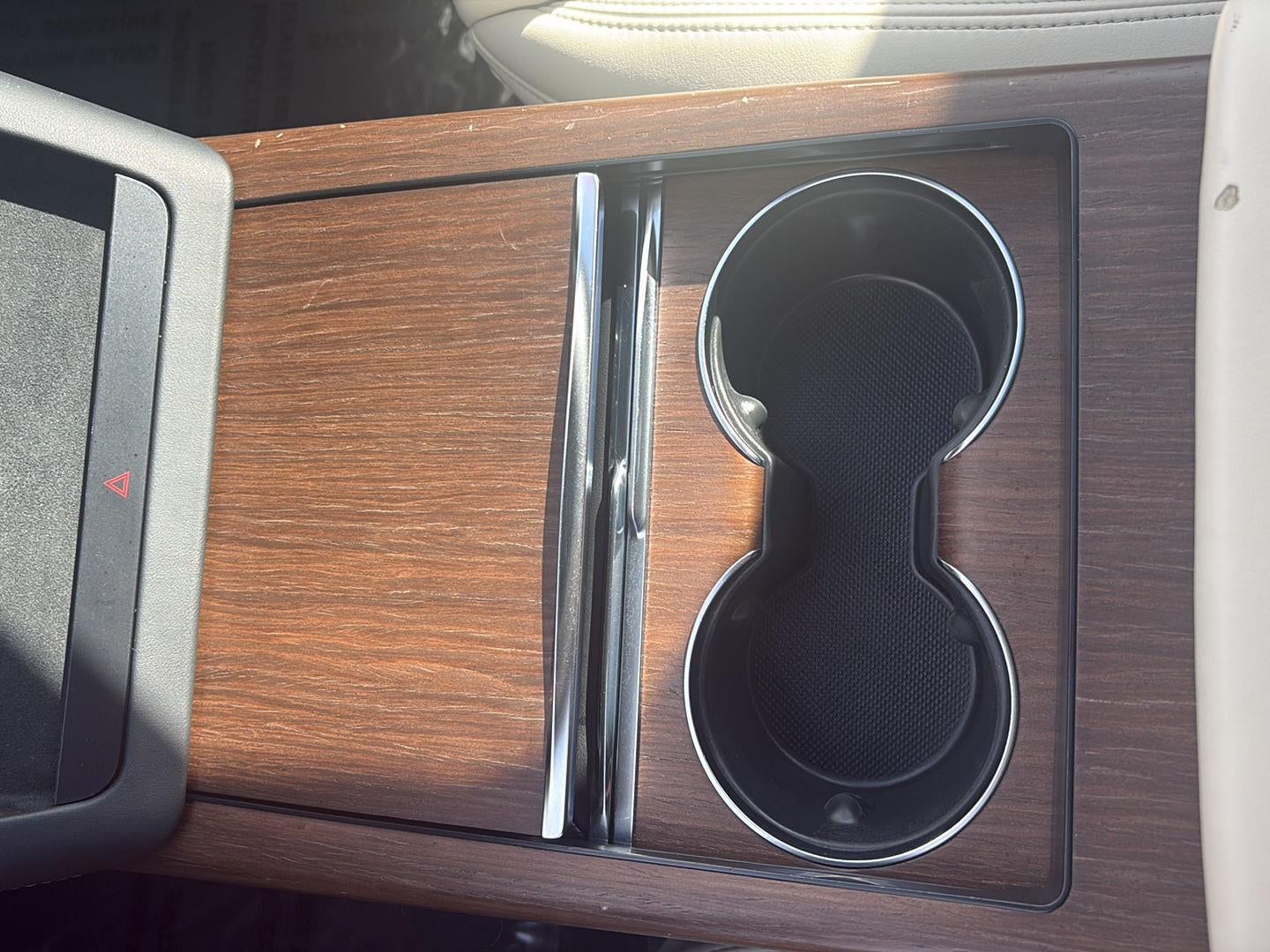 2022 Tesla Model S Base