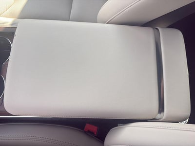 2022 Tesla Model S Base