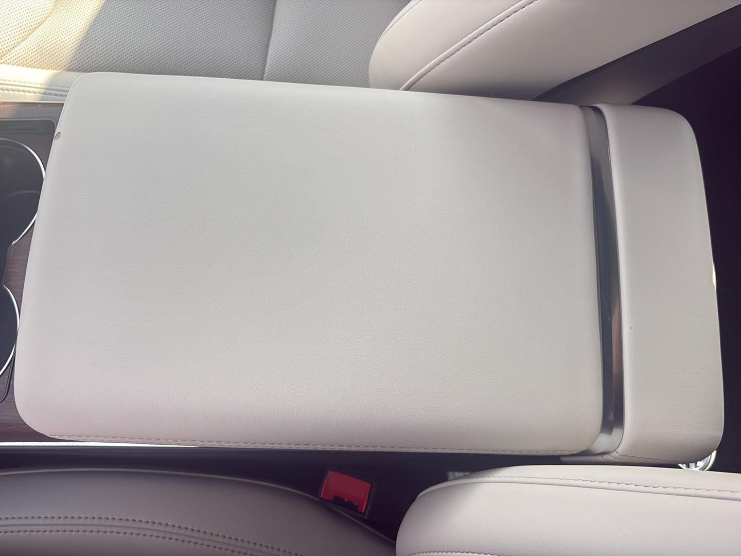 2022 Tesla Model S Base