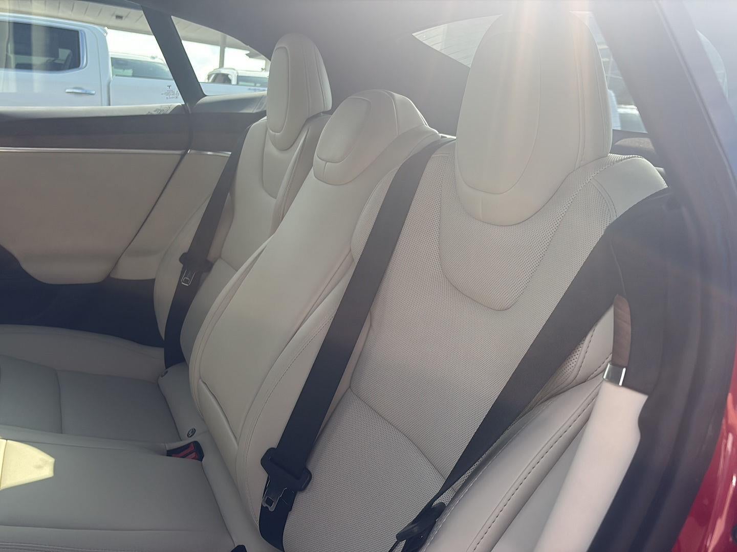 2022 Tesla Model S Base