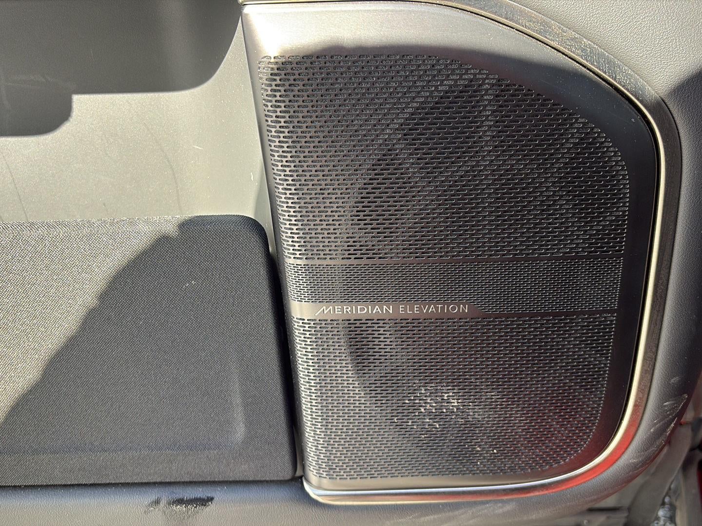 2023 RIVIAN R1T Adventure