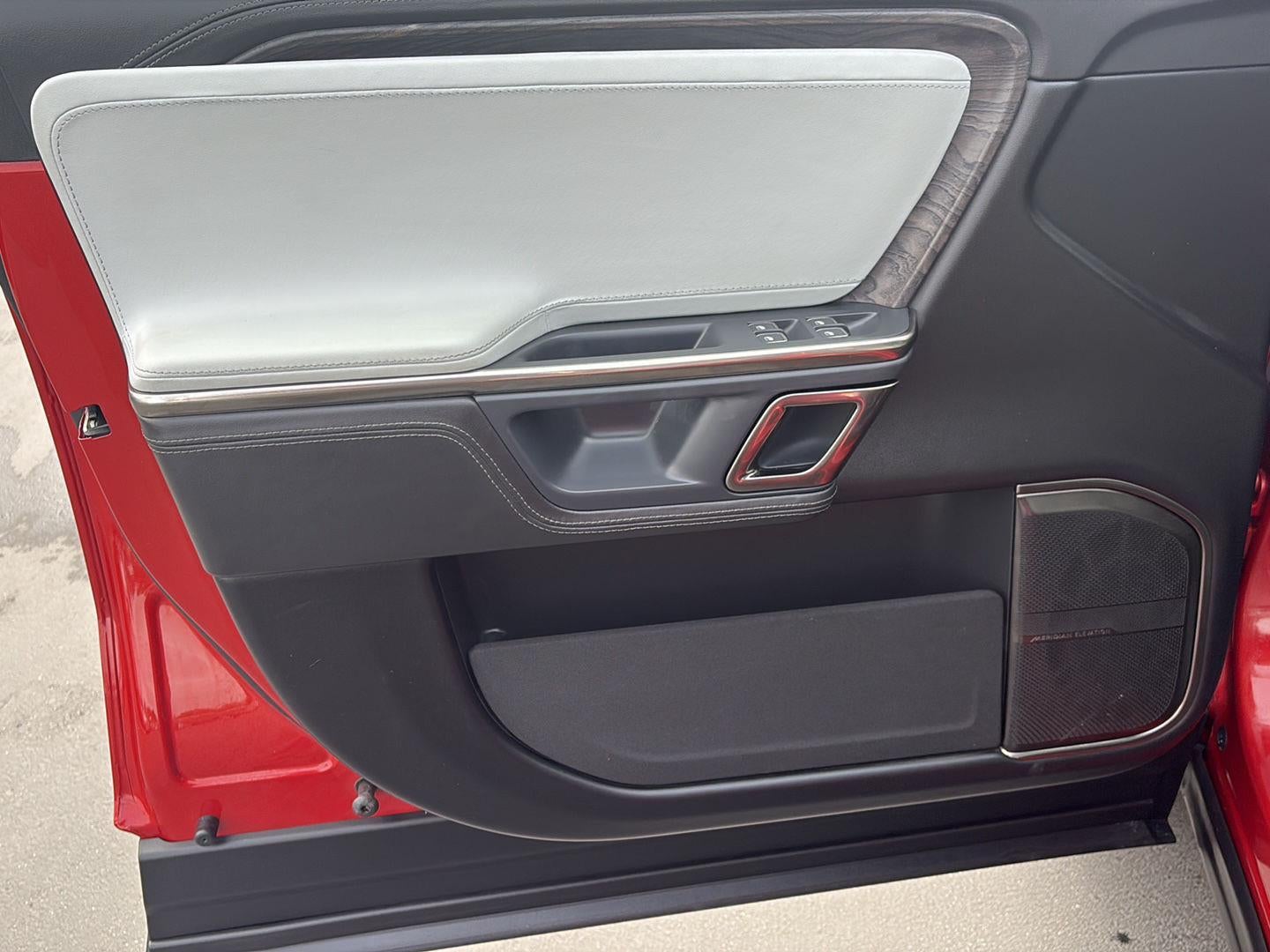 2023 RIVIAN R1T Adventure