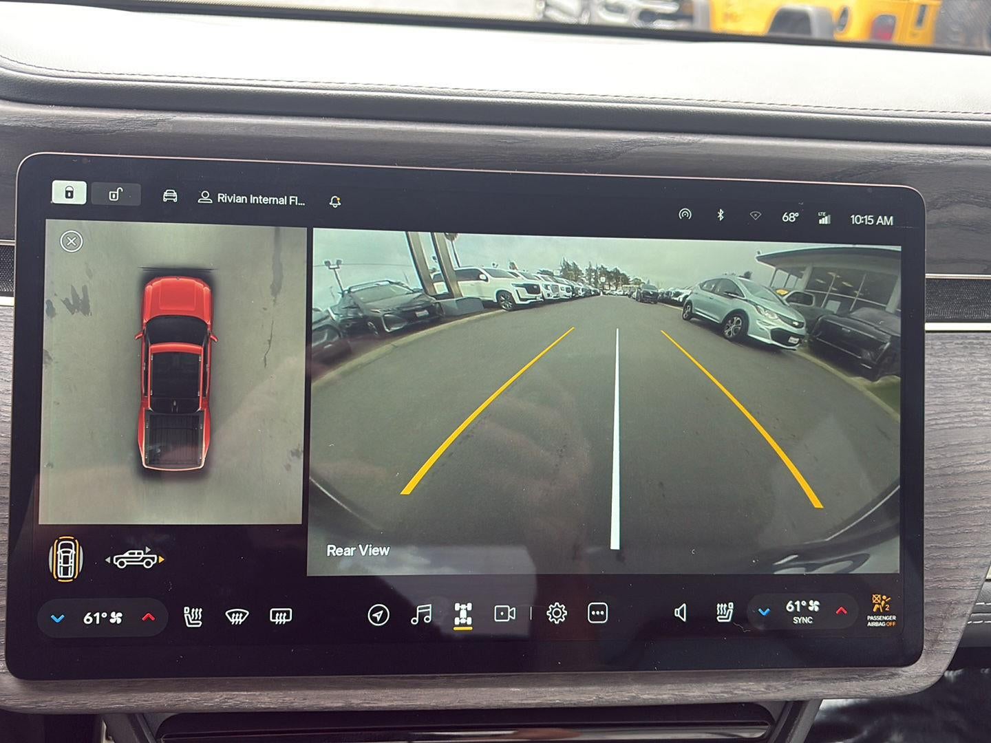 2023 RIVIAN R1T Adventure