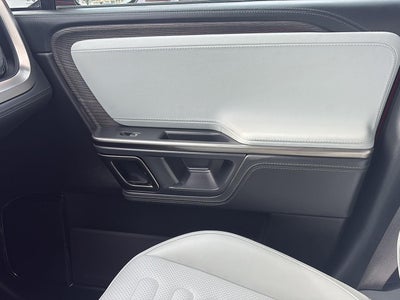 2023 RIVIAN R1T Adventure