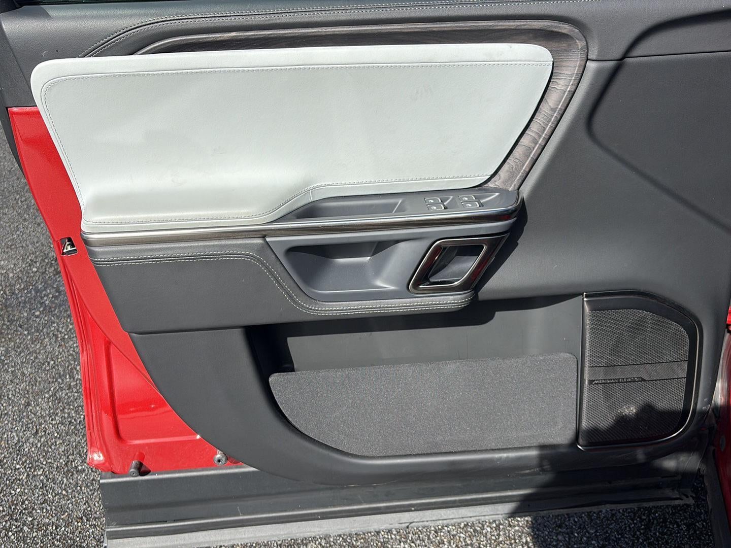 2023 RIVIAN R1T Adventure