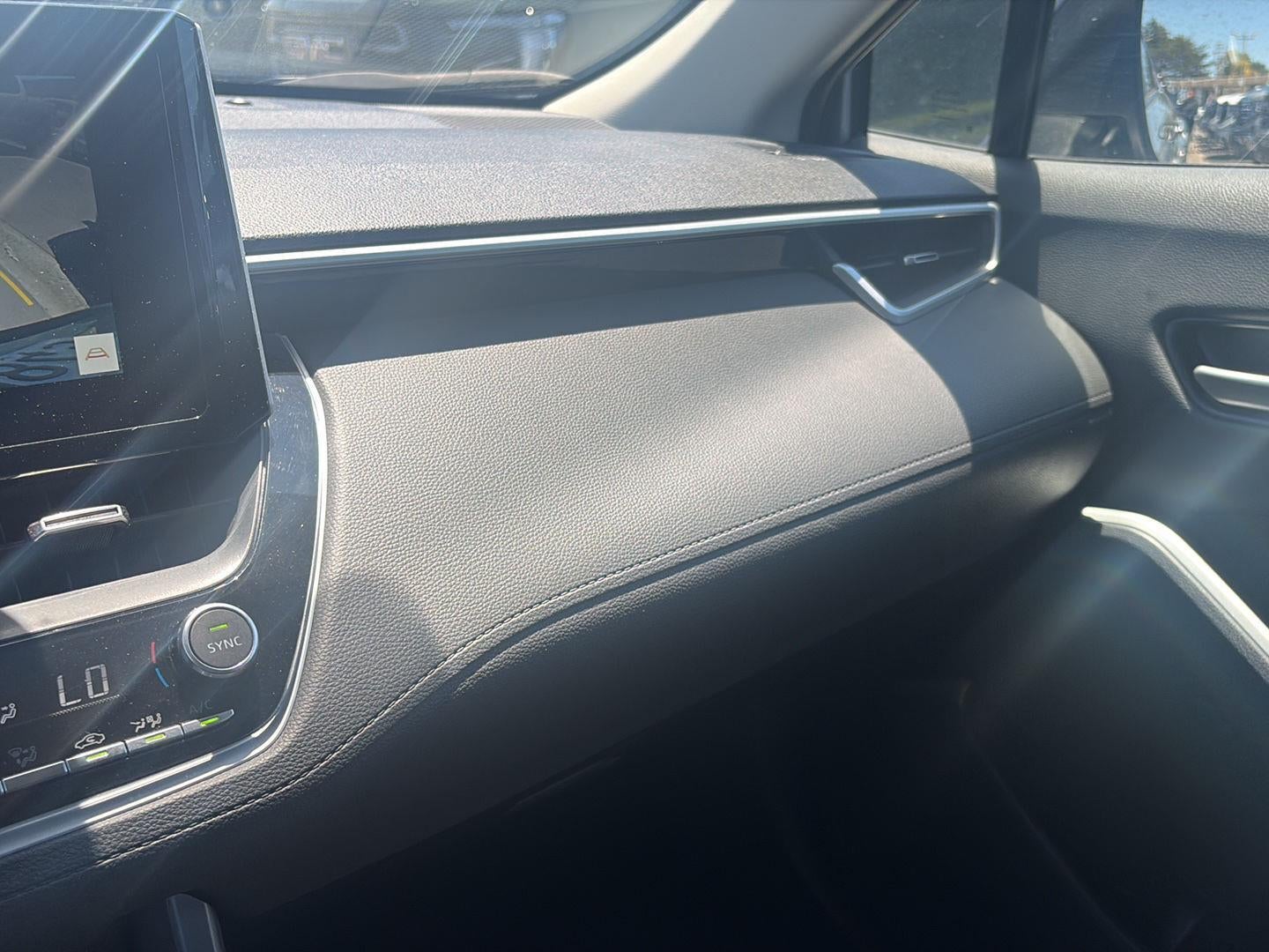 2025 Toyota Corolla Cross XLE