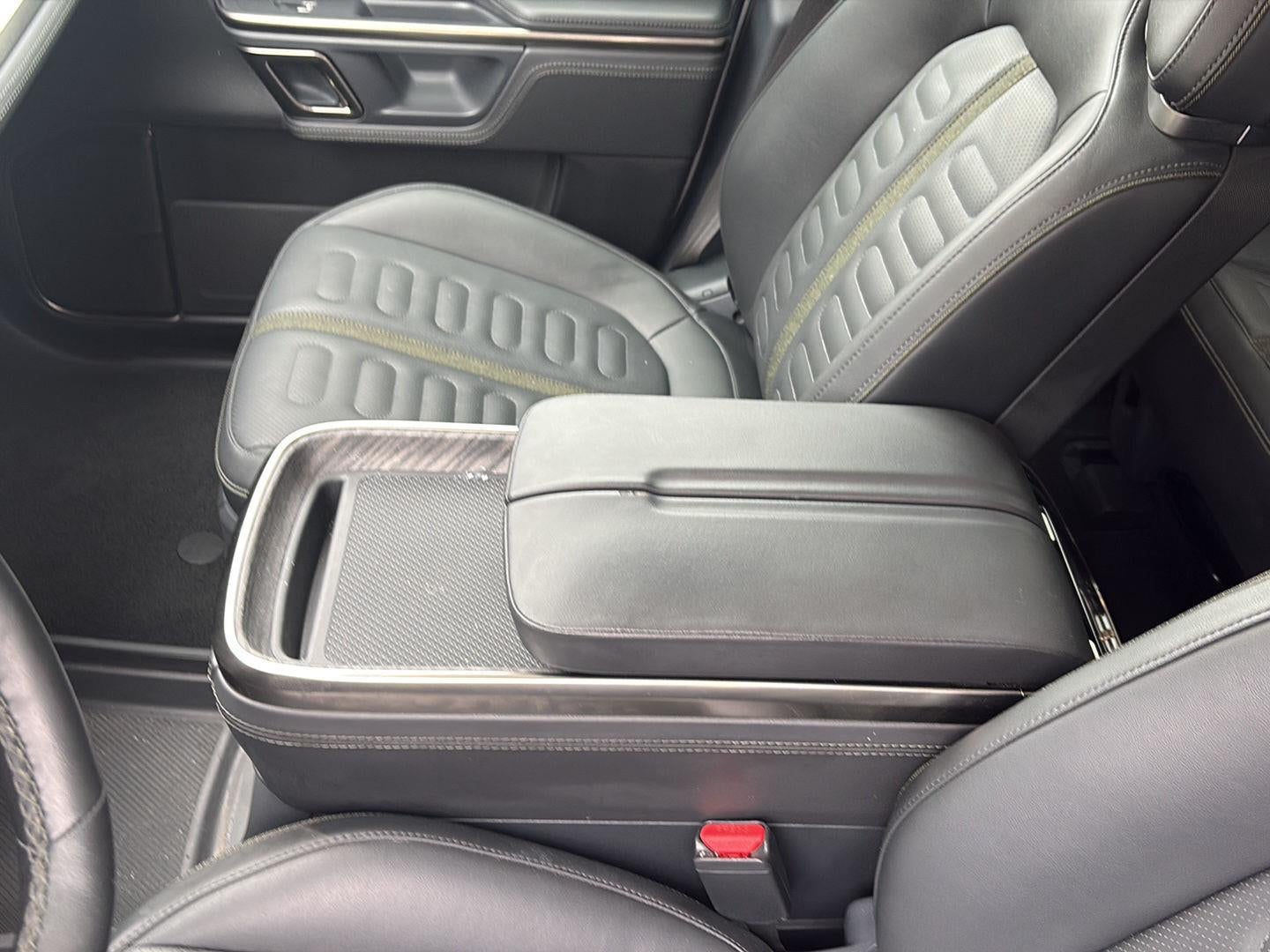 2022 RIVIAN R1S Launch Edition