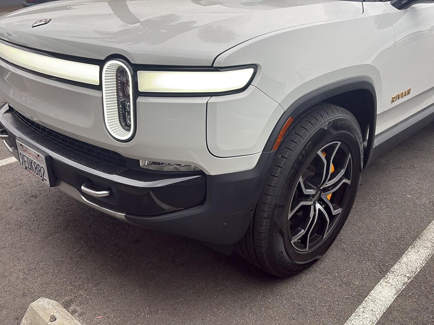 2022 RIVIAN R1S Launch Edition