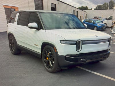 2025 RIVIAN R1S Premium