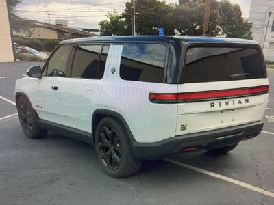 2025 RIVIAN R1S Premium