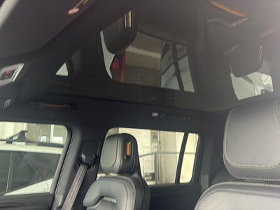 2026 RIVIAN R1S Base