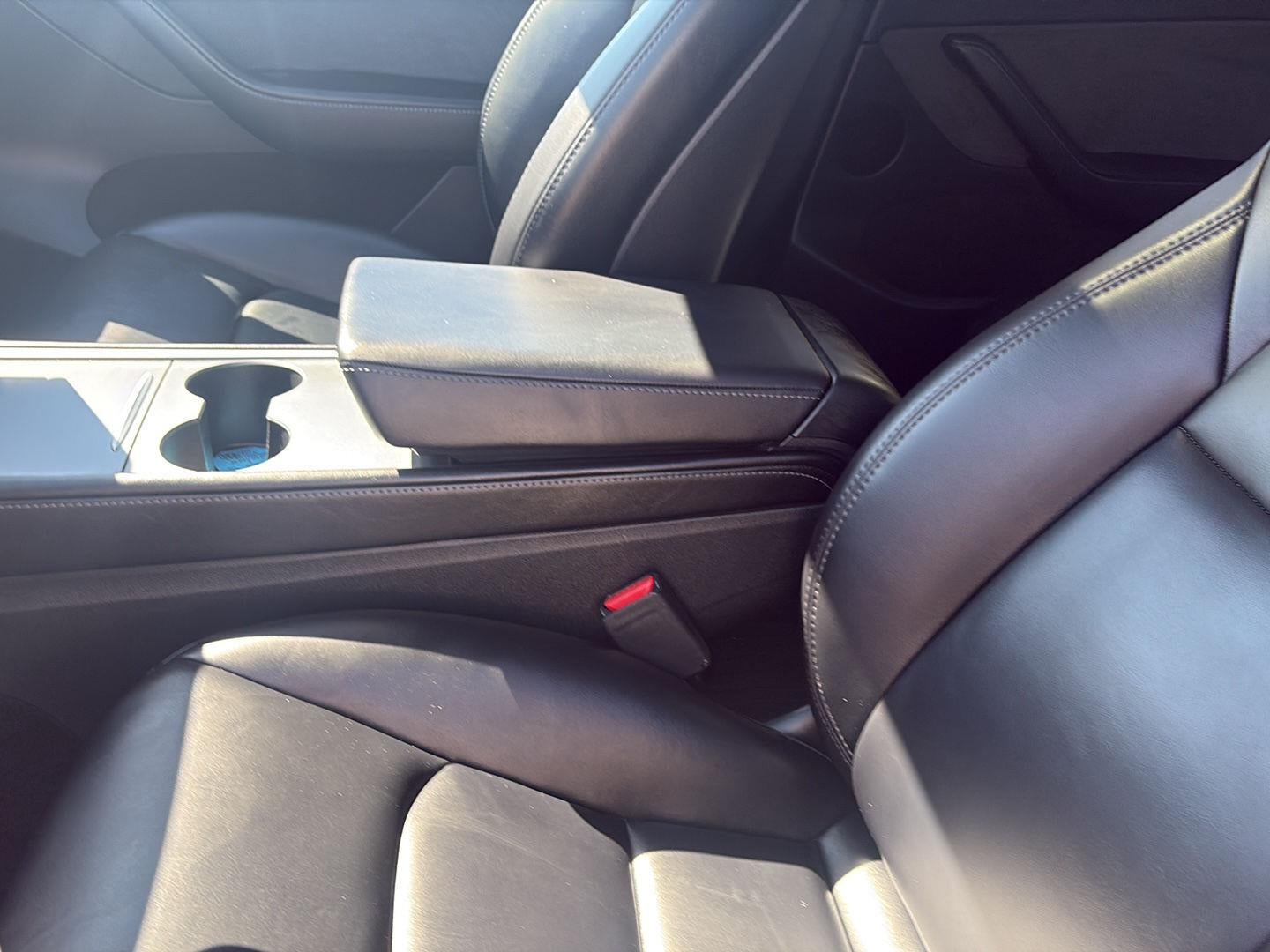 2023 Tesla Model Y Base