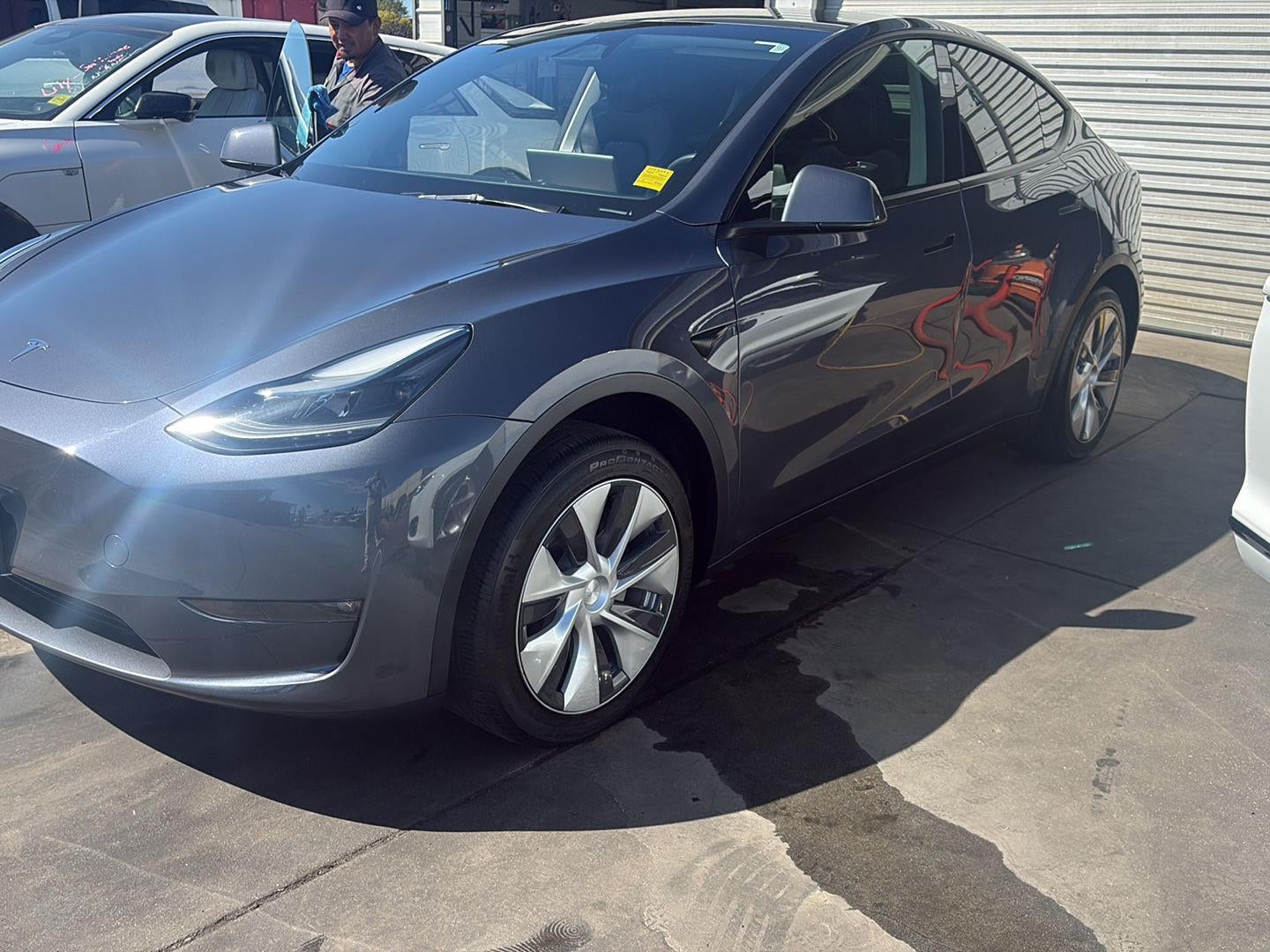 2023 Tesla Model Y Base
