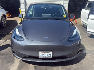2023 Tesla Model Y Base