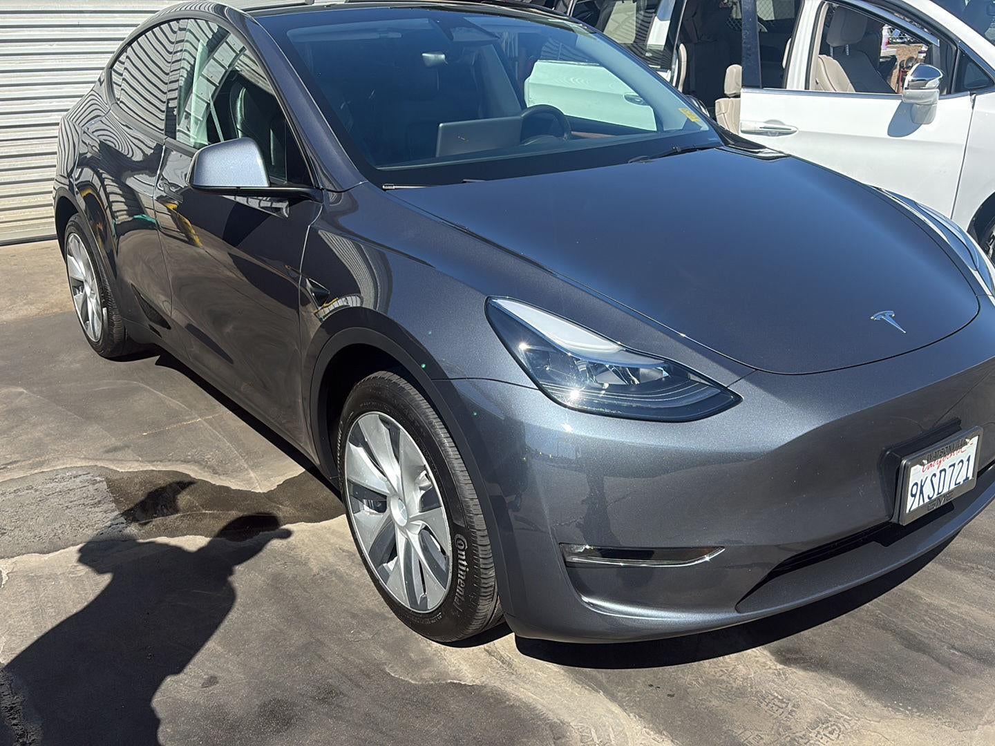 2023 Tesla Model Y Base