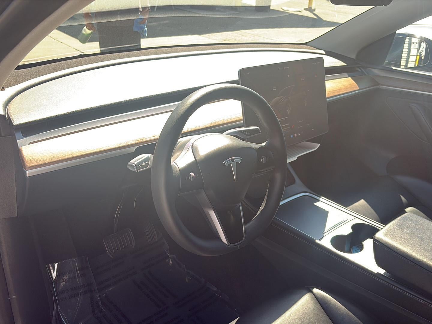2023 Tesla Model Y Base