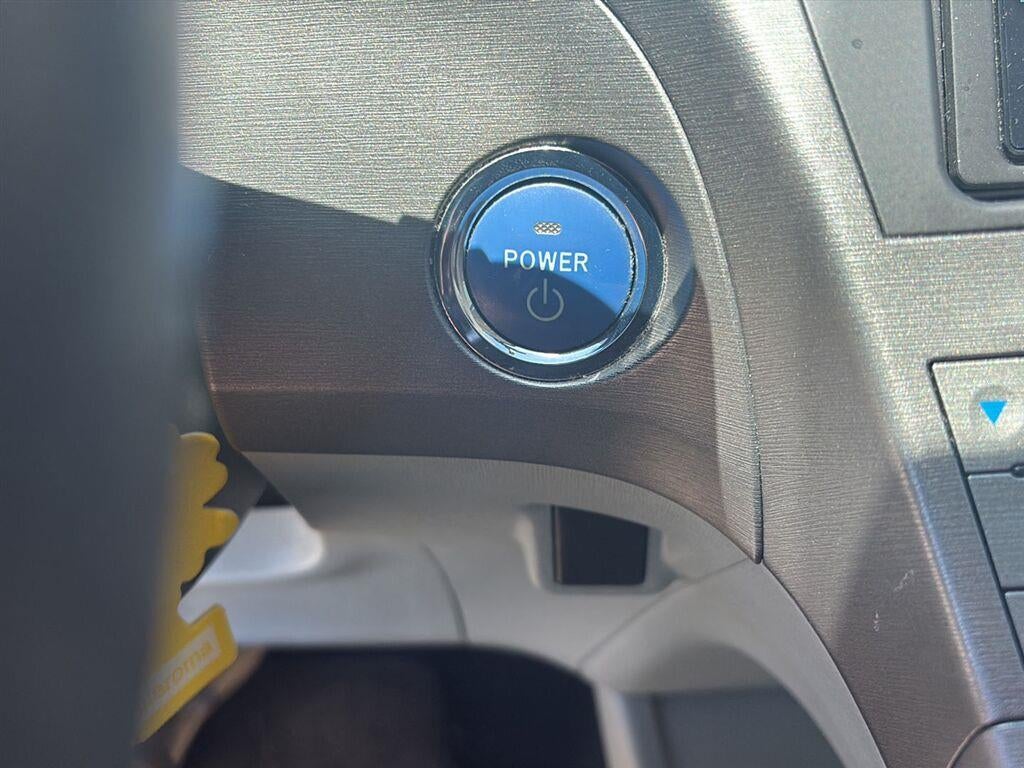 2012 Toyota Prius One