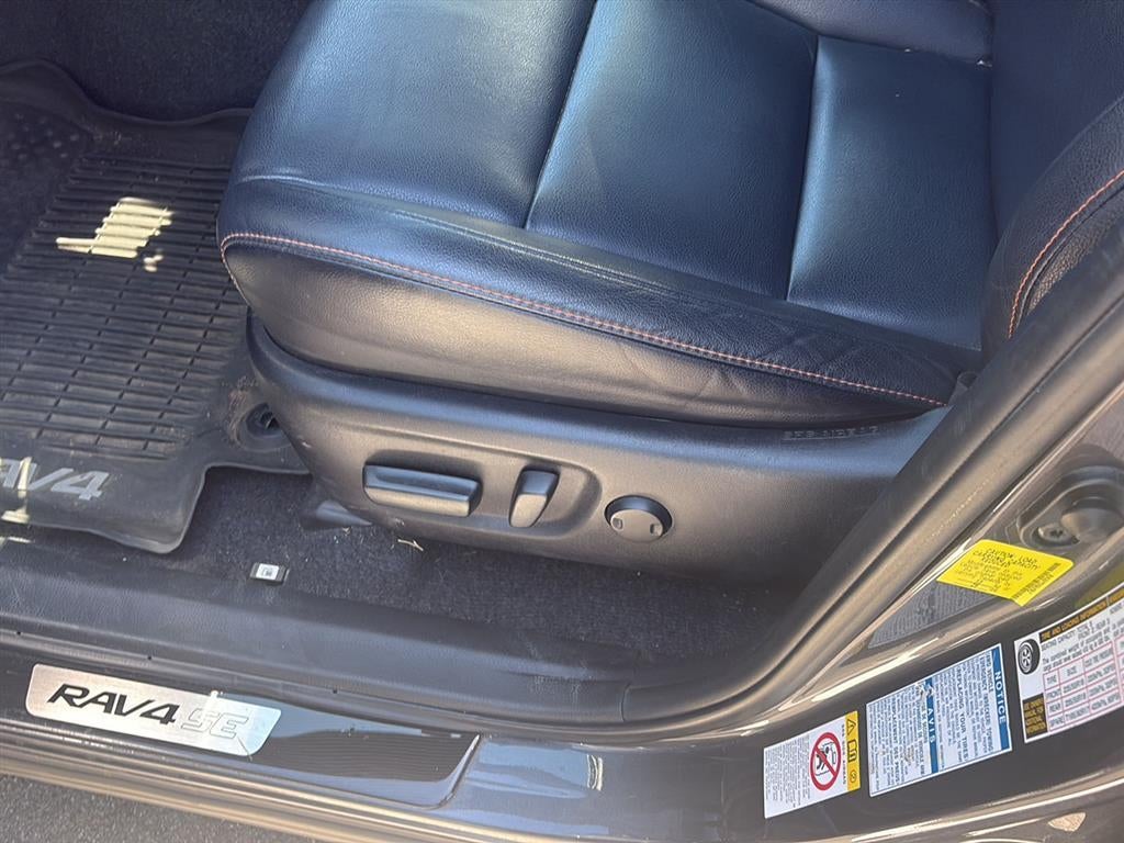 2018 Toyota RAV4 SE