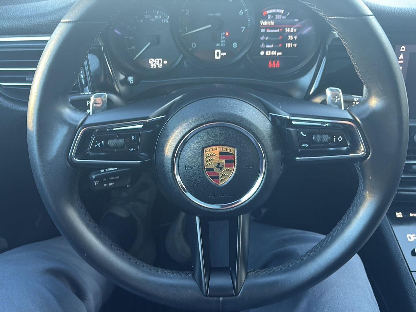 2022 Porsche Macan Base