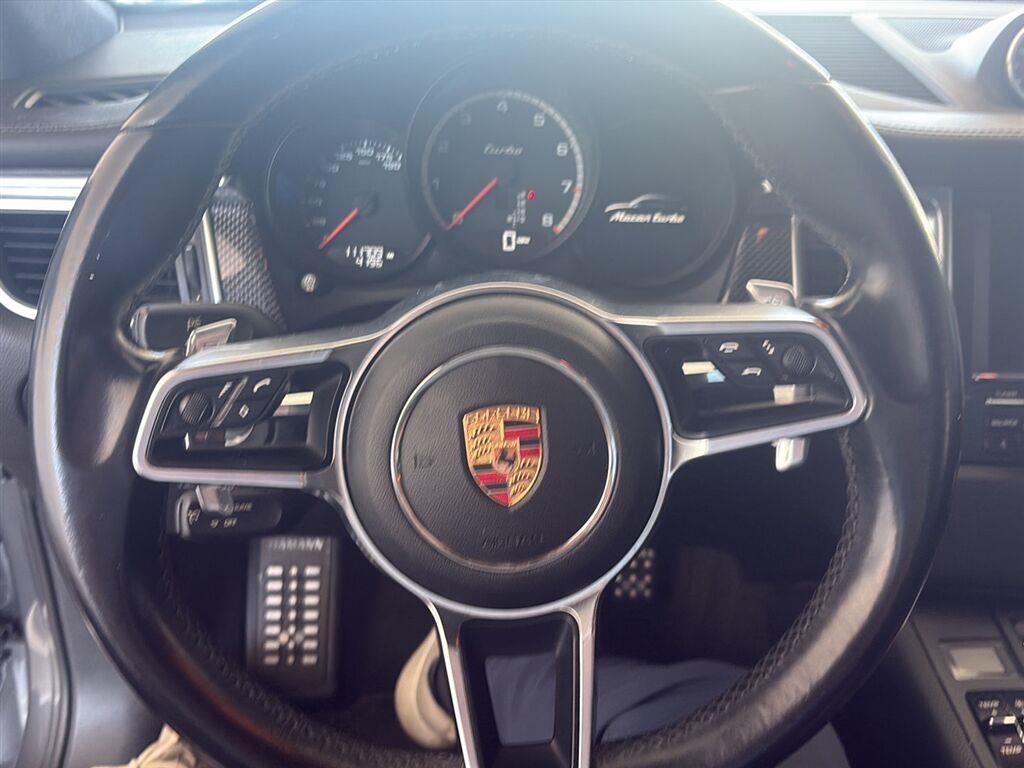2015 Porsche Macan Turbo